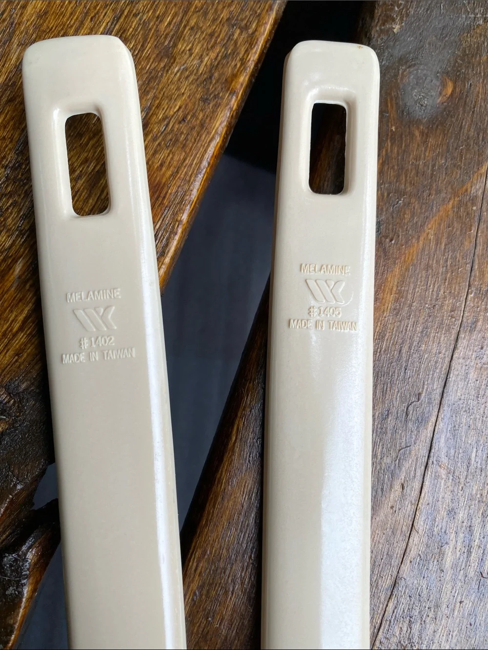 Vtg Wonder Ware MCM Melamine Cream Skimmer Spoon #1405 & Serving Spoon #1402